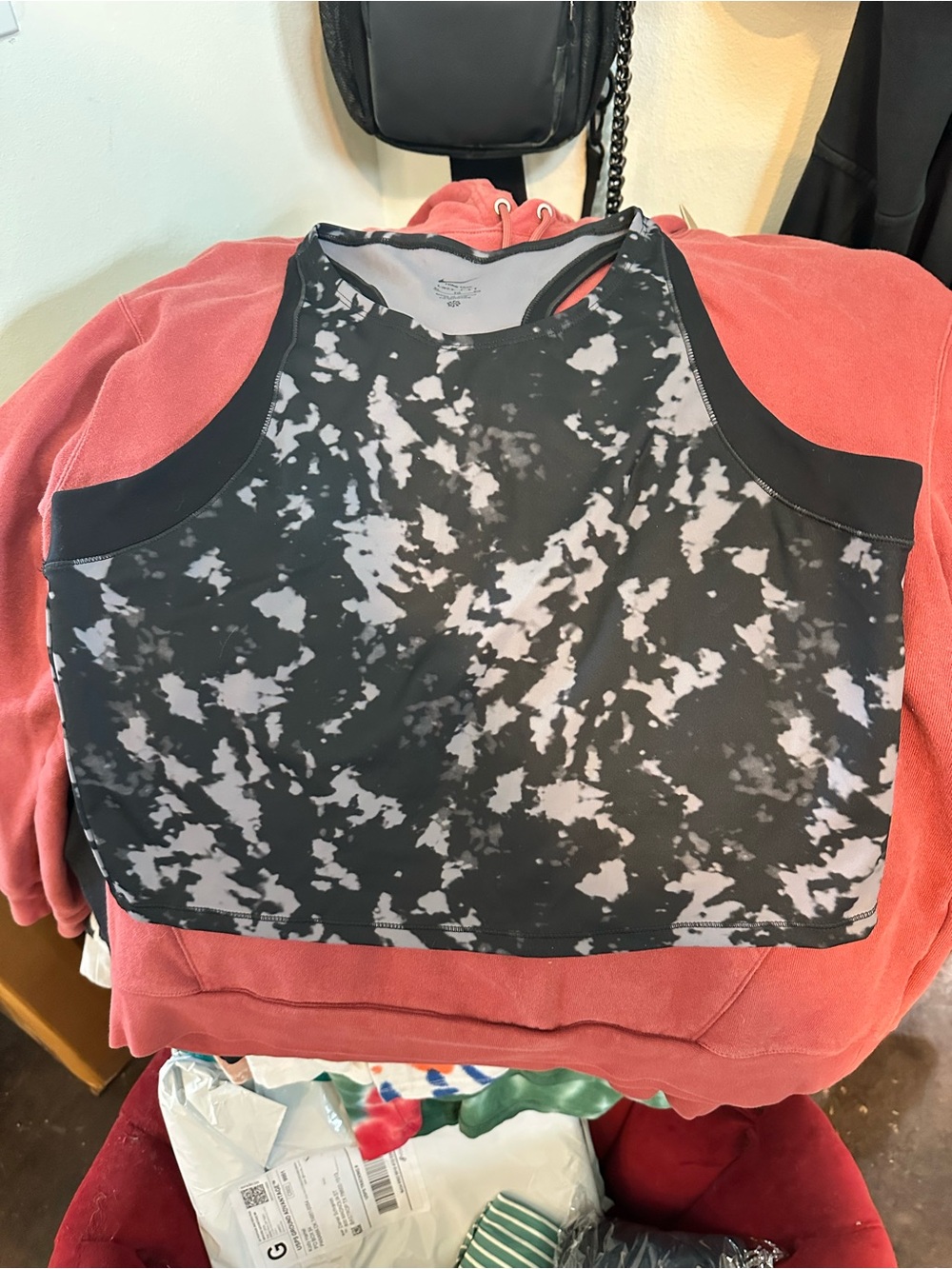Nike One Dri-FIT Women’s Tight Fit Camo Tank Top Black White